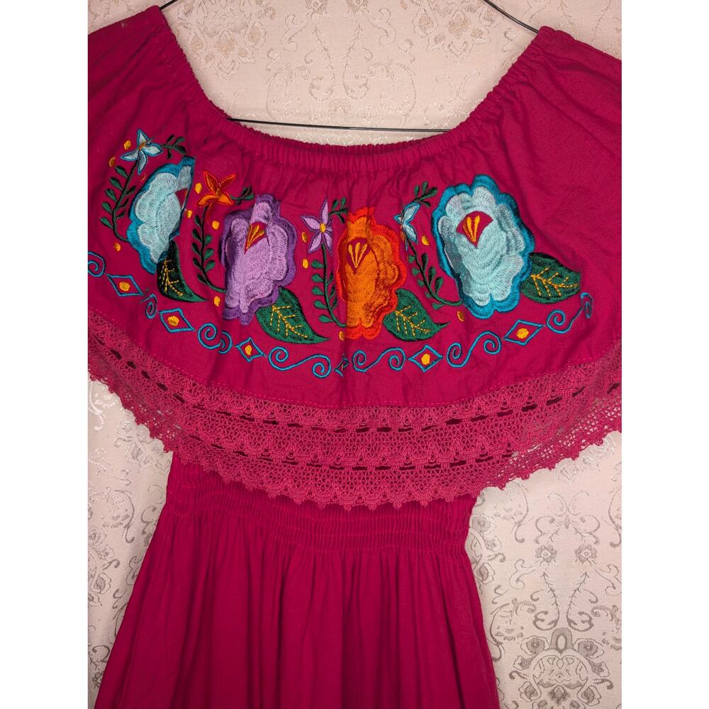 Mexican Embroidered Dress Pink Floral Off Shoulder Smocked Fiesta Midi SZ S/M - Picture 3 of 5